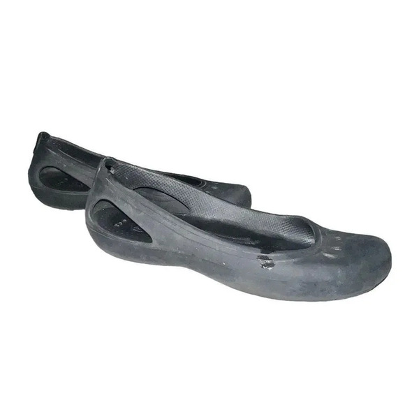 Women's Kadee Flats in Black by Crocs Size 6 - Picture 5 of 8